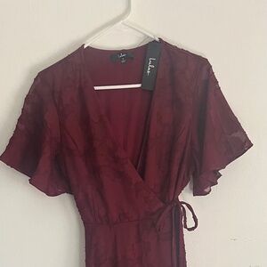 Lulu’s maroon wrap dress